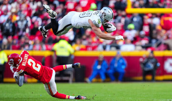 TE Brock Bowers v KC week 13, 2024