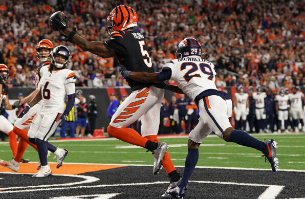 WR Tee Higgins v Dener week 17, 2024